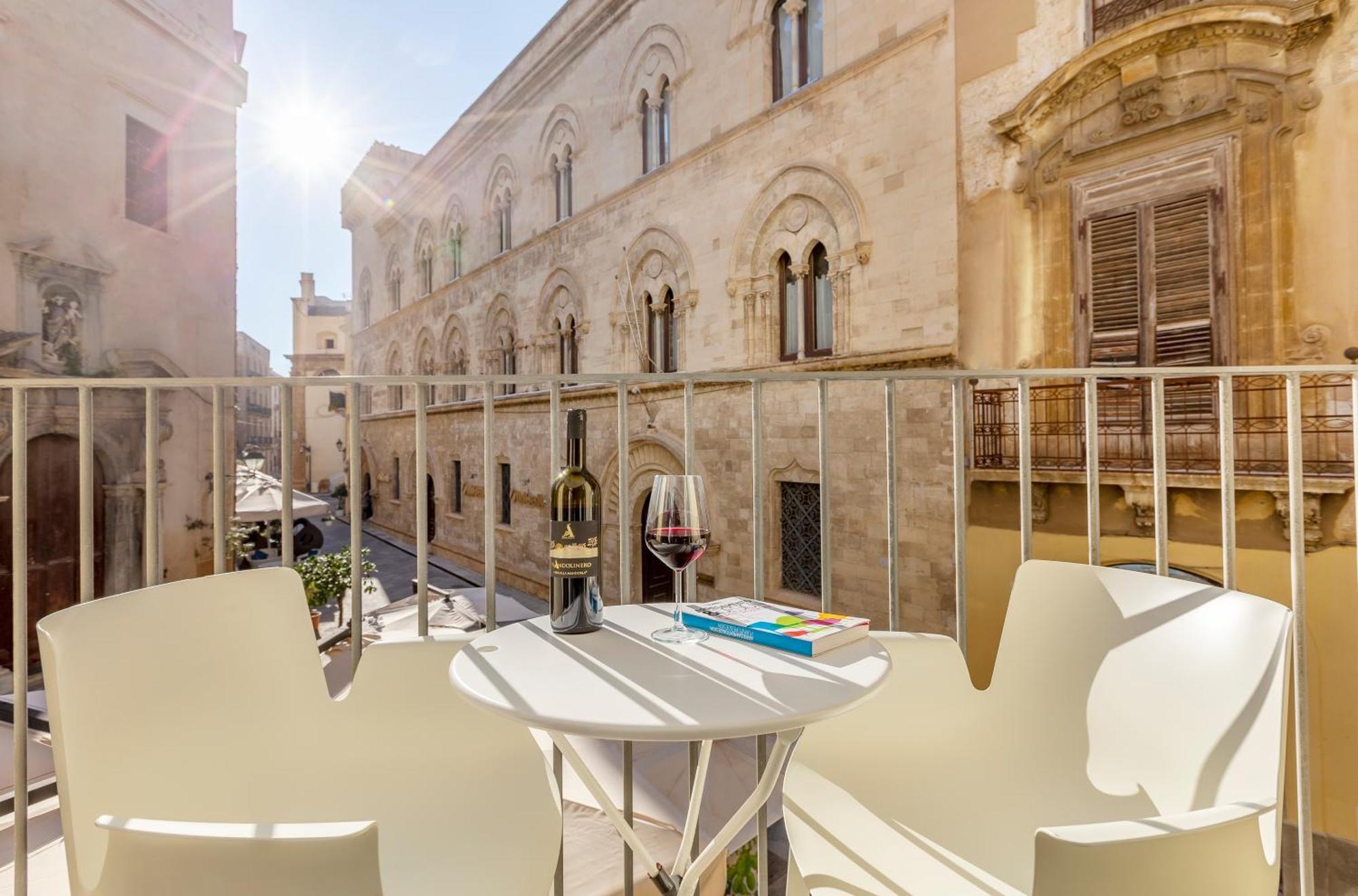 Fiveplace Design Suites & Apartments Trapani Exterior photo